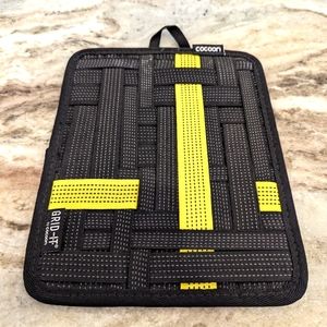 Cocoon GRID-IT Organizer for Travel - Business - Electronics 7" x 9"